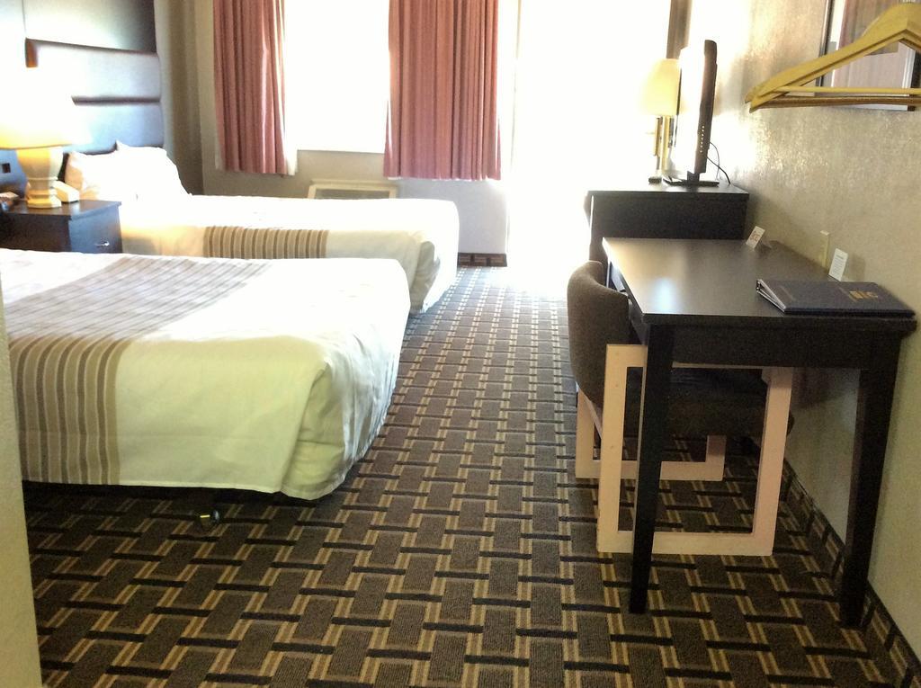 Econo Lodge Бівер Екстер'єр фото