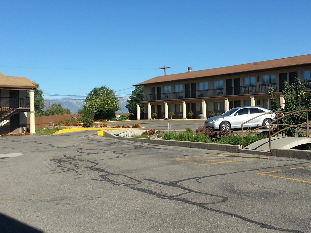 Econo Lodge Бівер Екстер'єр фото